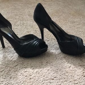 Guess heels